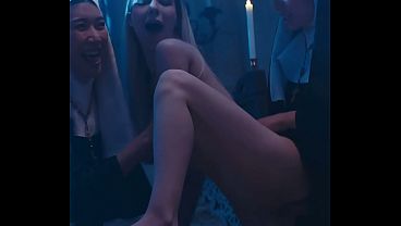 Futa Climax – Kyoko, Shelena & Nata Gold Threesome